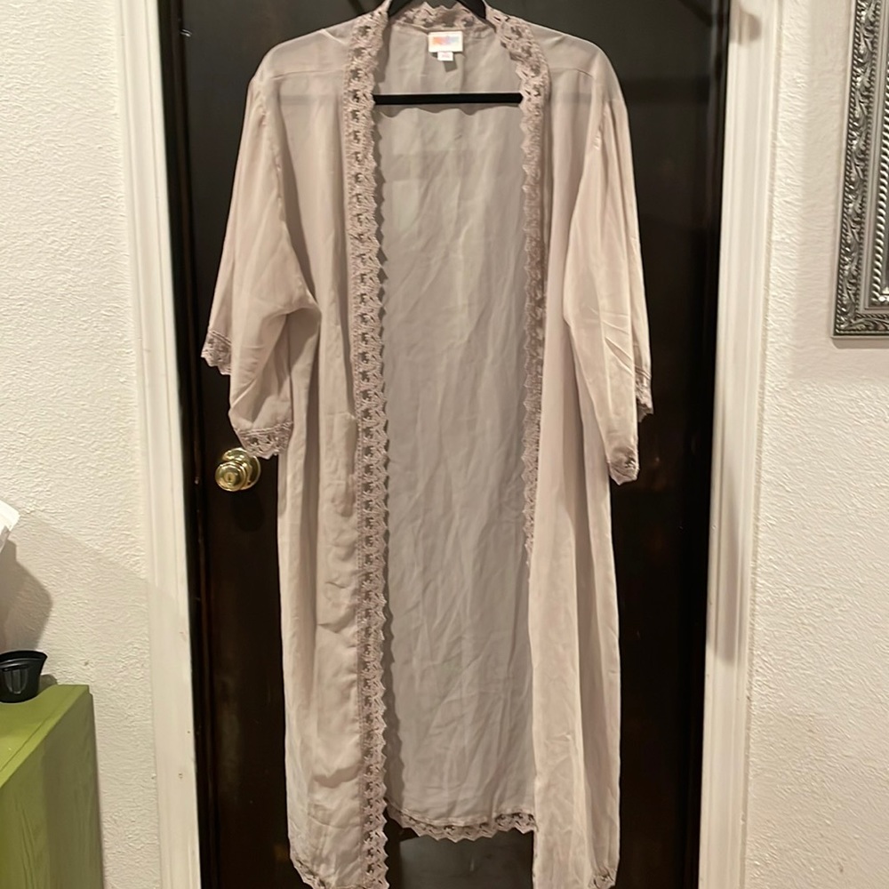 LuLaRoe duster with lace trim